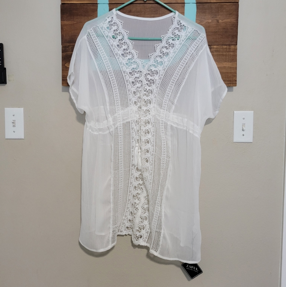 White Lace Kimono Cover-Up One Size New With Tags